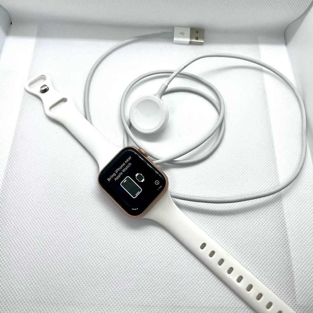 Apple Watch Series 4, 40mm with Original Box